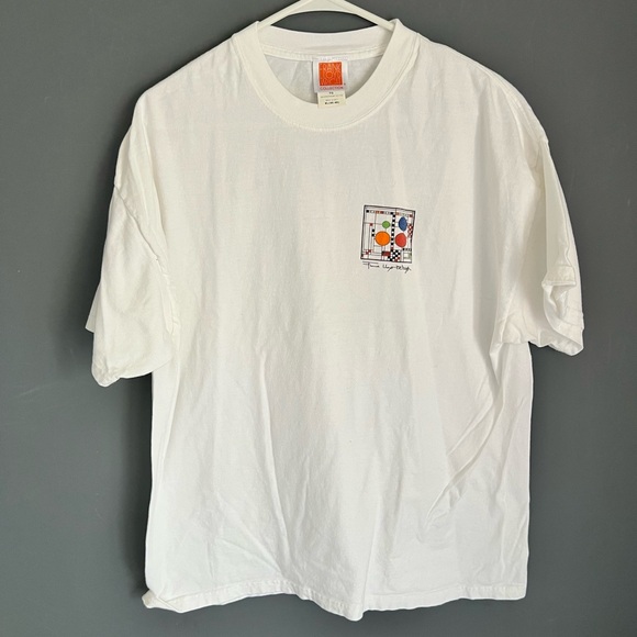 Frank Lloyd Wright Other - Frank Lloyd Wright “Coonley Playhouse” Adult Men’s Size XL T-shirt